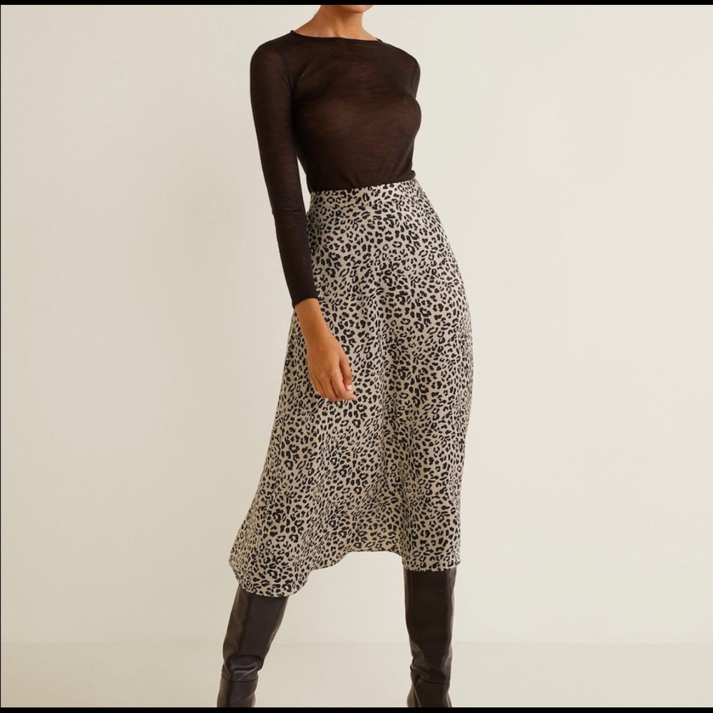 Midi leopard print skirt